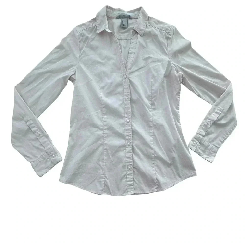 H&M Women's Button Down Long Sleeve Fitted Shirt - Light Pink 6 Small